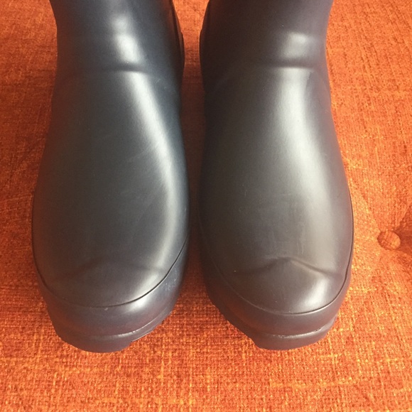 Hunter // Matte Blue Original Wellies - Picture 6 of 8